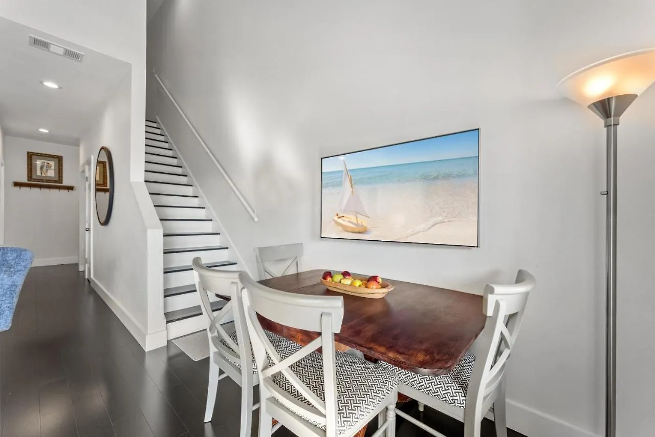 Caribbean Dunes 214 By Newman-Dailey Destin Holiday home